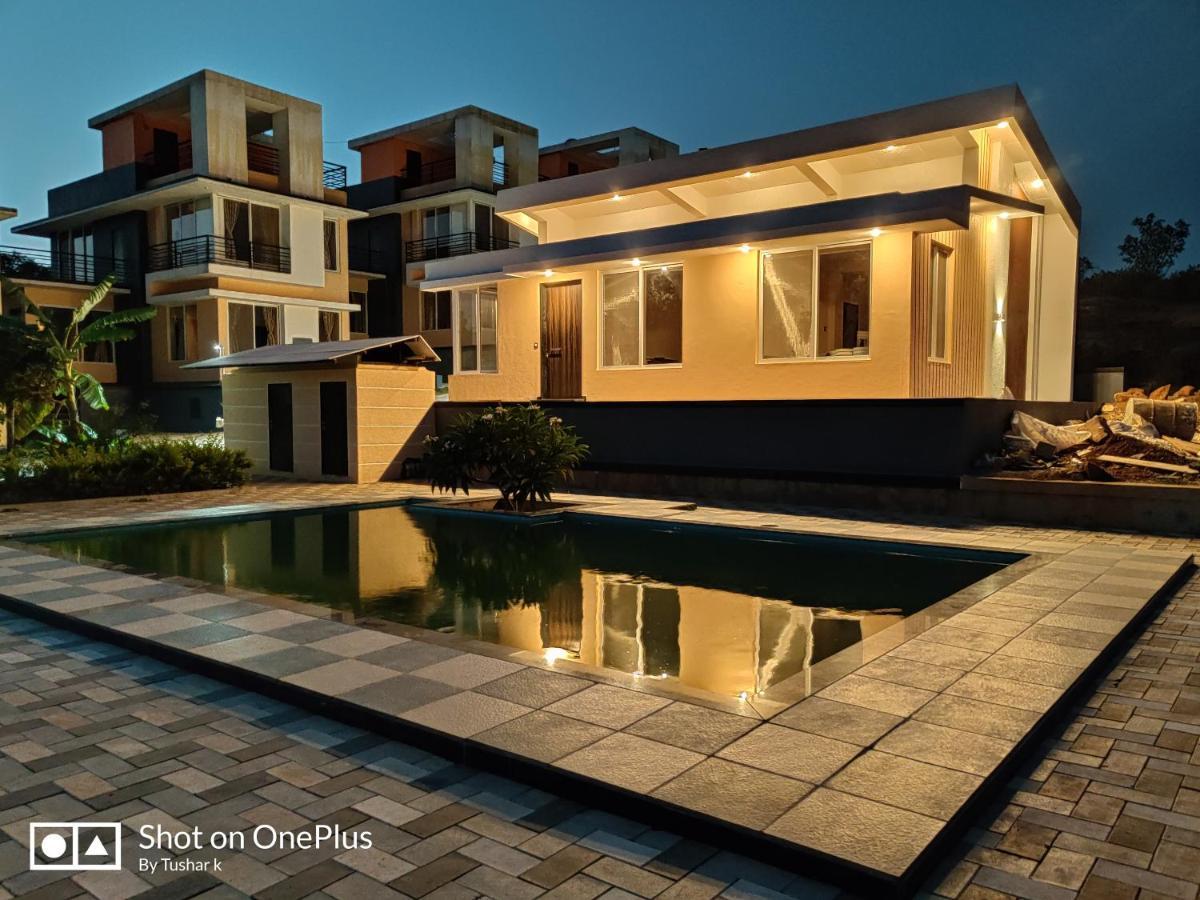 Royal Meadows Igatpuri 2Bhk Poolside Villa Exterior photo
